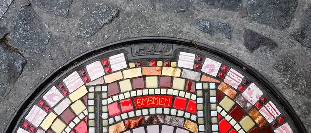 oeuvres des artistes dans l'ordre de la phrase (2 images par artistes)